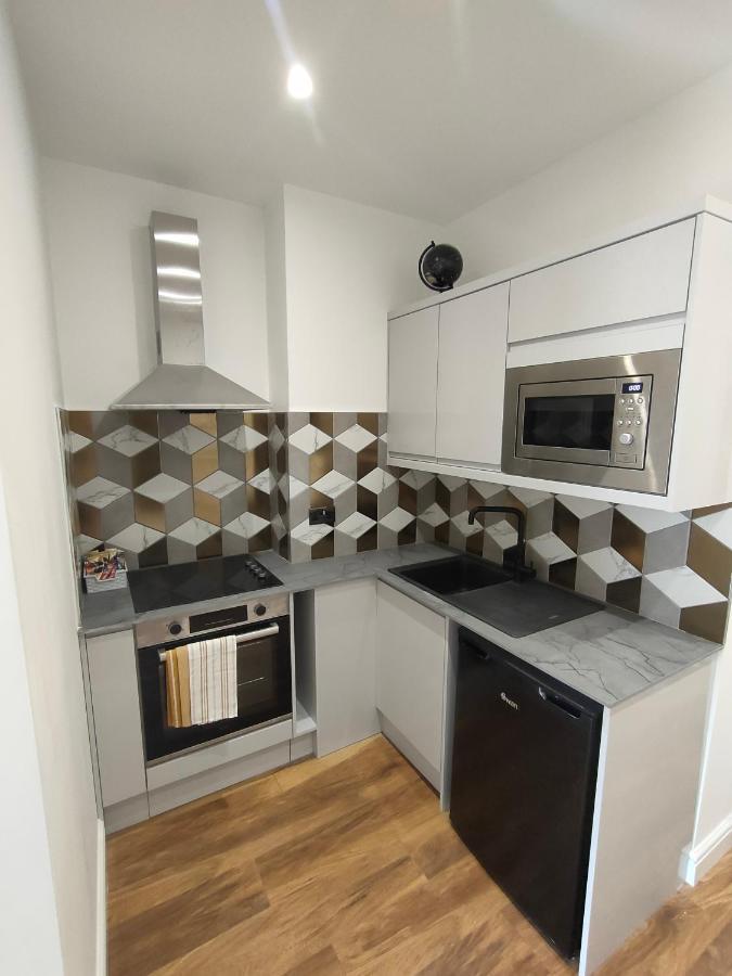 Lovely Refurbished Apartments, Morecambe Promenade מראה חיצוני תמונה
