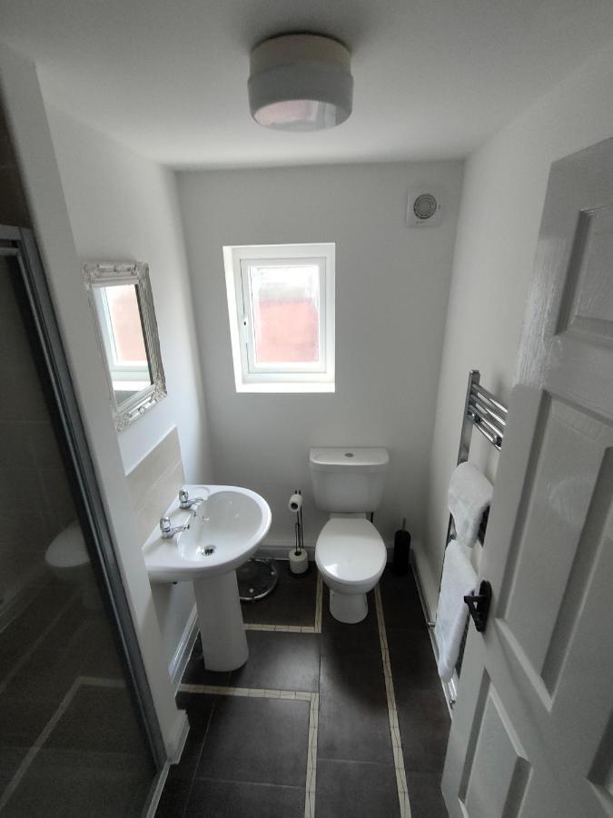 Lovely Refurbished Apartments, Morecambe Promenade מראה חיצוני תמונה